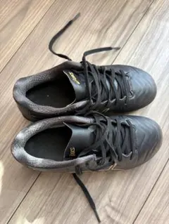 サッカーシューズ　asics 19㎝