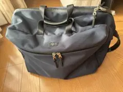 Item thumbnail for item 21e763cd-b2d3-49a2-8384-fe1ce3a59e9f