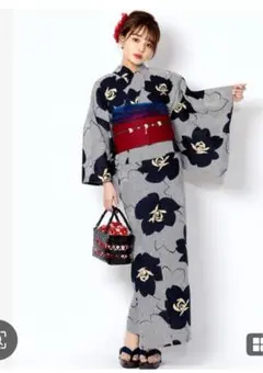 花柄浴衣 赤と青の帯付き