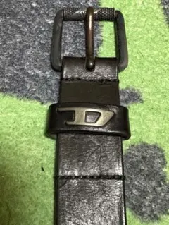 ディーゼル　レザーベルト メタルバックル付き