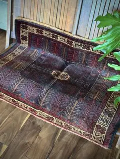 トライバルラグ　ヴィンテージラグ　アフガンラグ　バルーチ族　プリミティブアート