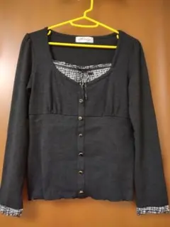 Kishy 黒 長袖 トップス