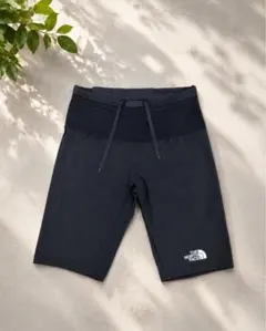 未使用に近い】ノースフェイス インパルスショートタイツ M 黒 NB42675