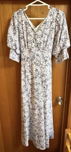 【美品】Olive des Olive 花柄ワンピースのサムネイル