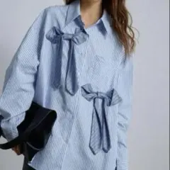 SHEIN ストライプオーバーサイズシャツ リボン付 S e376のサムネイル