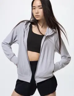 エアリズムUVカットフルジップパーカ▼UNIQLO▼美品▼グレー▼ユニクロ