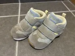 Item thumbnail for item 03df6c20-dba0-426d-b585-2a5aa3bfc30e