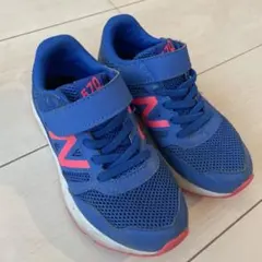New Balance 570 スニーカー 青/ピンク　17㎝