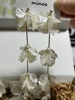 【本日限定価格2000円オフ¥999】フラワーモチーフピアス 結婚式 前撮り