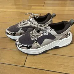 美品‼️Lucida スネークスキンパターン 厚底スニーカー