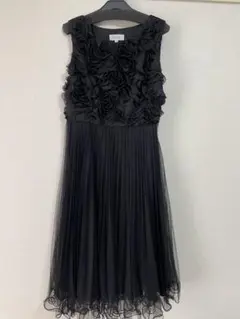 【美品】ブラック パーティドレス　ワンピース フォーマル 膝丈 結婚式 二次会