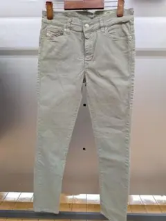 DIESEL カーキ スキニーパンツ