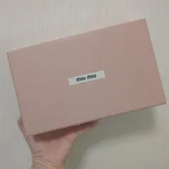 miu miu ギフト箱 ピンク 約25cm×15cm×5cm