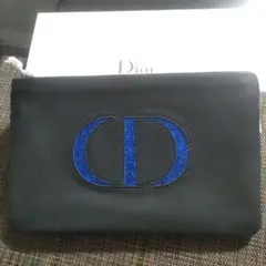 Dior 黒いポーチ 青いロゴ刺繍