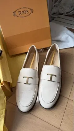 限定お値下げ‼️HERMES ベージュ スエード ローファー 38 - メルカリ