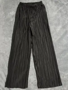 処分前価格‼️黒 プリーツパンツ Mサイズ ポリエステル 100%