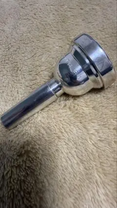 【美品】マイケル・ラス（Michael Rath）バストロンボーン用マウスピースのサムネイル