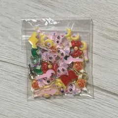 セーラームーンネイルパーツ