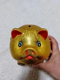 金の豚　陶器製の貯金箱