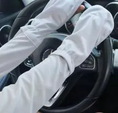 アームカバー　グレー　手の甲　グレー　日焼け対策　UVカット　サイズ調整可能