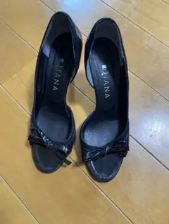 Diana ブラックオープントゥヒール 23.5cm 3千円から値下げ！