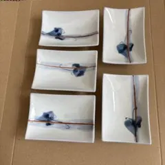 メ*4様 青い花模様の陶磁器皿5枚セット　刺身小皿