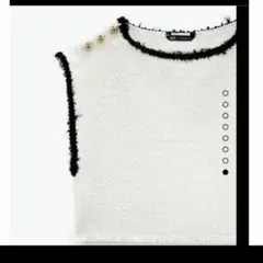 ZARA　ツイード　ノースリーブ　ベスト　金ボタン　ゴールド