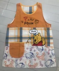 エプロン　保育士　幼稚園教諭　保育教諭　ディズニーエプロン　プーさん