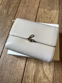 アニエスべー財布のサムネイル