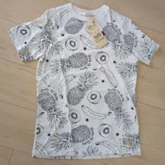 子供　半袖Tシャツ 140㌢のサムネイル