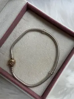 Item thumbnail for item 82a763ae-e13d-4610-b6e7-5679a808cfb7