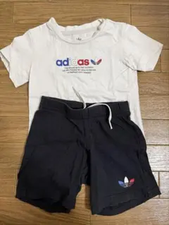 adidas Tシャツとショートパンツセット