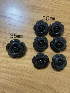 黒いバラ型ボタン 7個セット