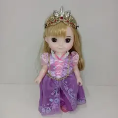 계속 꽉 레민 & 솔란 코르네 드레스의 기혼 세트 라푼젤