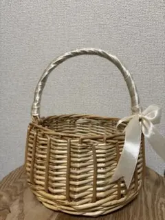 リングピロー　カゴ