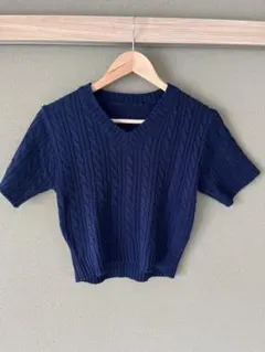 ネイビー Vネック 半袖 ケーブル編みニット
