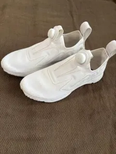 PUMP SUPREME ウルトラニット　ホワイト