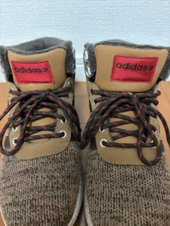 ハイカット スニーカー