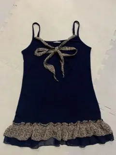 タンクトップ　キャミソール