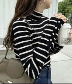 ディスコート　リブ袖口ボタンタートルネックプルオーバー