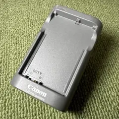 3034 Canon CG-300 バッテリーチャージャー　充電器のサムネイル