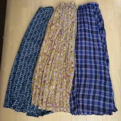 ☆美品☆GU☆ロングスカート☆M☆フレア☆プリーツ☆3枚セット☆素敵☆のサムネイル