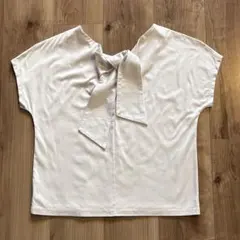 ★値下げ★アクアガール 半袖 バックリボン　Tシャツのサムネイル