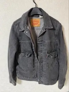 リーバイスデニムジャケット　Sサイズ