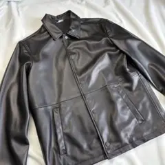 ZARA フェイクレザージャケット 薄手 ブラック 美品 サイズM