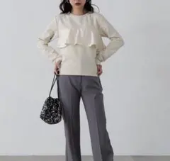 백 리본 프릴 디자인 긴팔 탑스