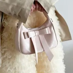 olu. リボンモチーフラウンドバッグ