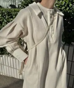☆未使用に近い☆【Laura Ashley羽織りアイテム】タイプライターシャツ 