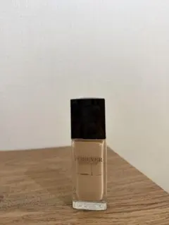 Dior ディオールスキン フォーエヴァー フルイド グロウ 0CRのサムネイル