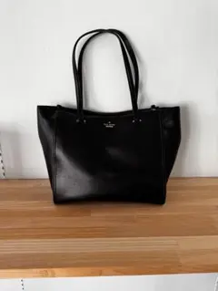 ケイトスペード　kate spade ブラック トートバッグ　本革　A4収納